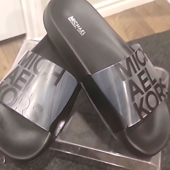 Michael Kors Gilmore PVC Slide Sandal- Black - Picture 5 of 9